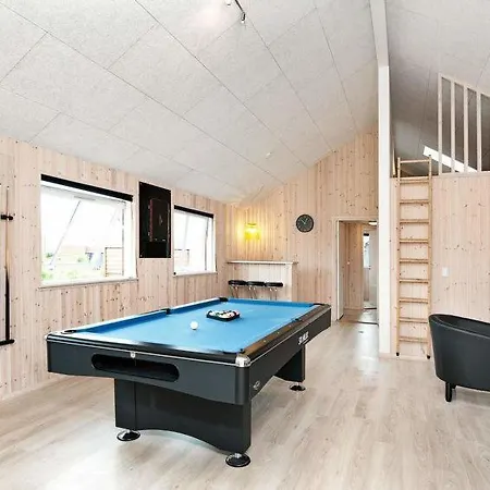 Sleeps 18 Pool Wifi Pol
