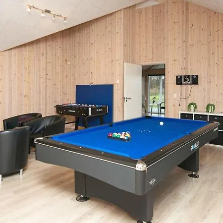 Sleeps 18 Pool Wifi *