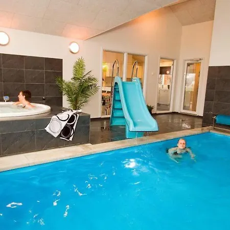 Sleeps 18 Pool Wifi * Pol
